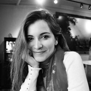 Meet your Posher, Daniela